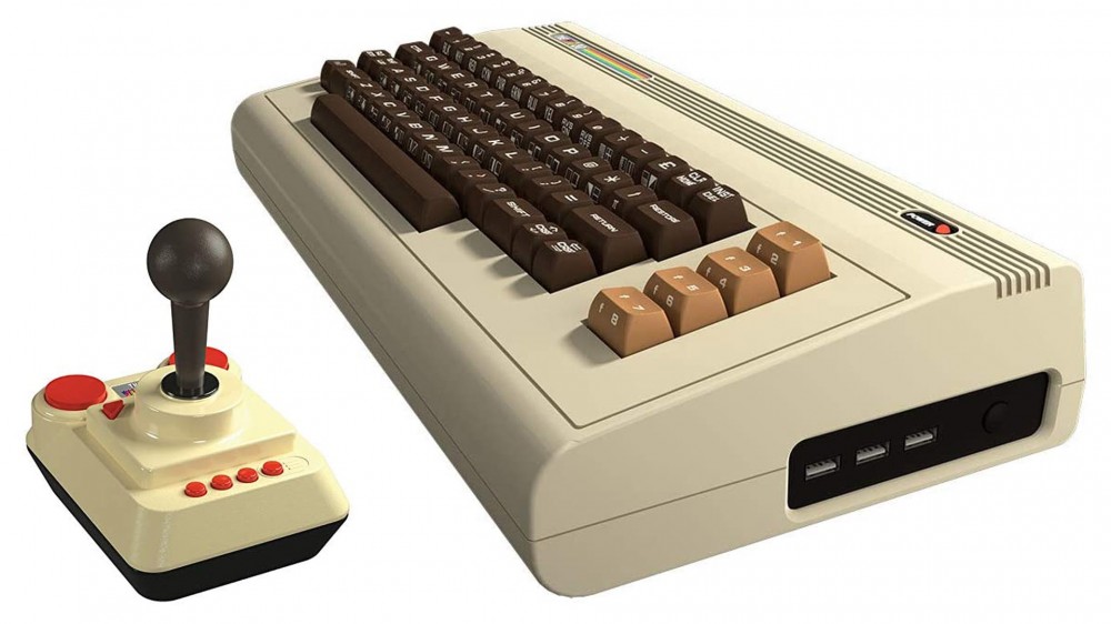 Commodore VIC20 with joystick